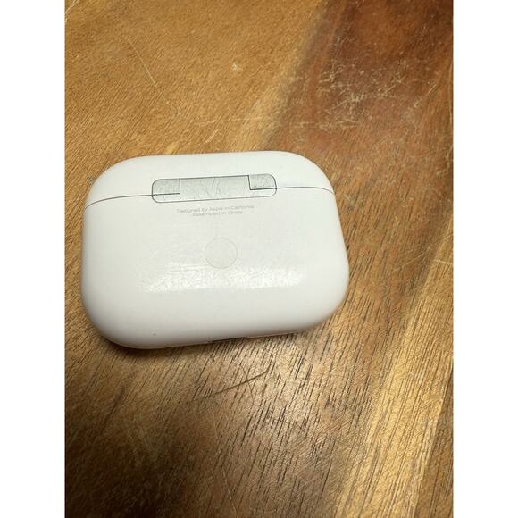 Replacement Apple Airpods Pro A2700 2nd Gen Charging Case W/box. USB- - Picture 2 of 6